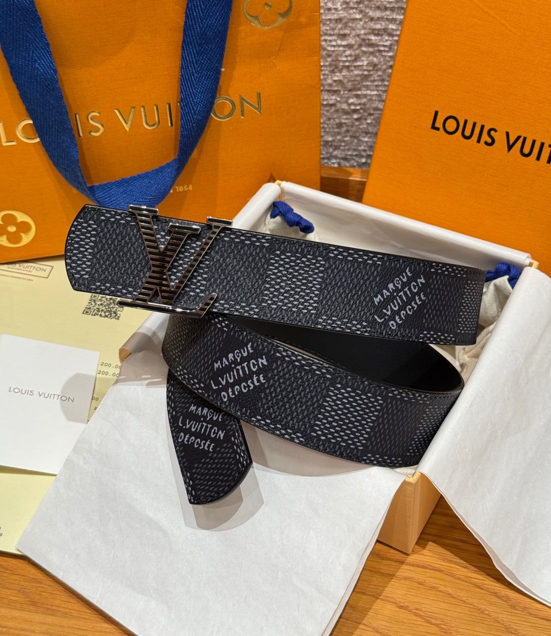 LOUIS V