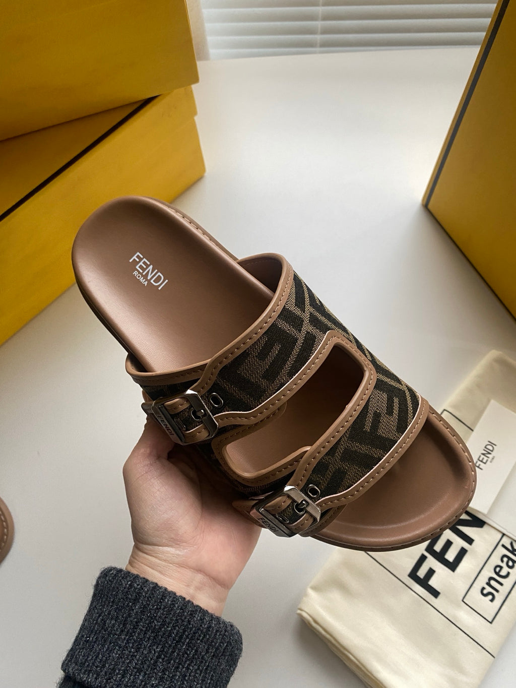 FENDI FEEL FF SANDAL