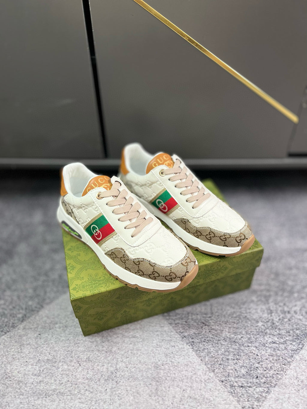 GUCCI RHYTON GG SNEAKER