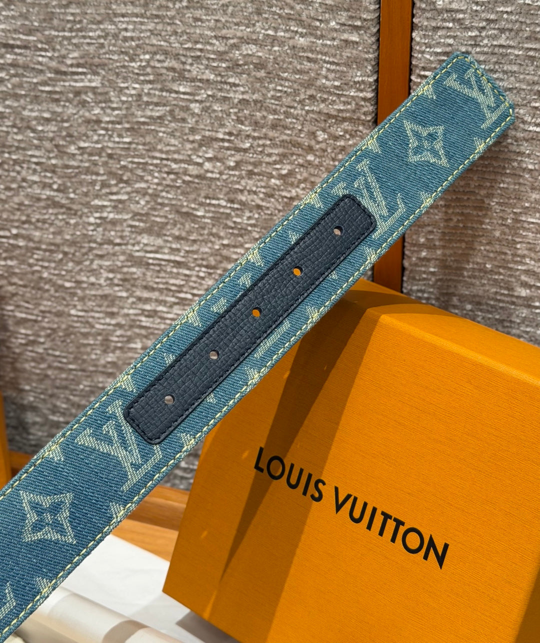 LOUIS V