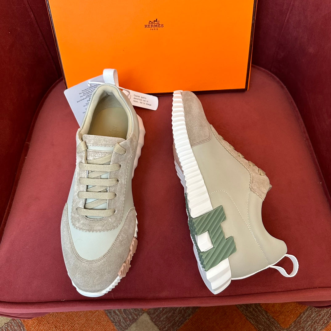 HERMES BOUNCING SNEAKER