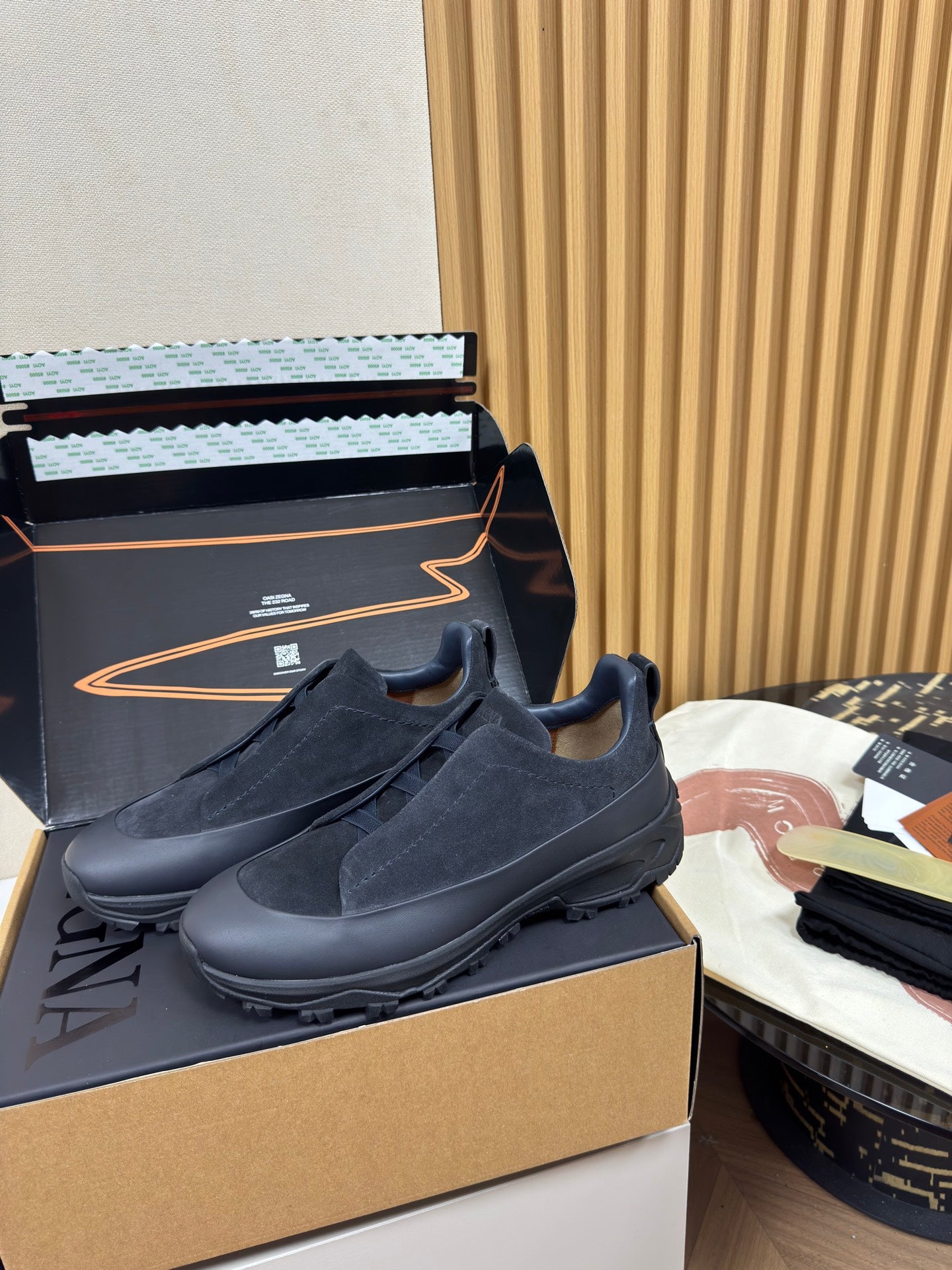 ZEGNA SUEDE TRIPLE STITCH MONTE