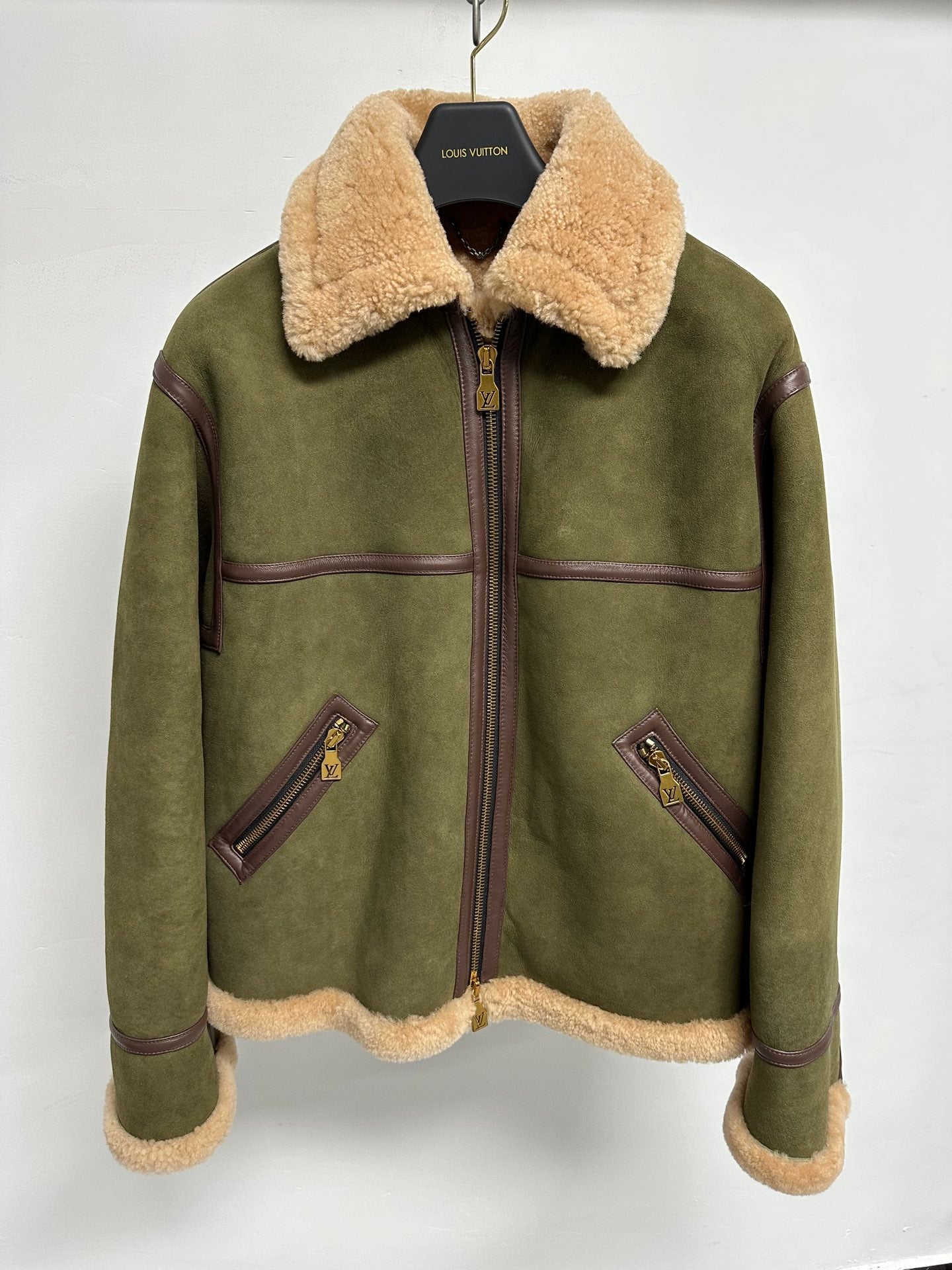 LOUIS V SHEARLING BOMBADIER