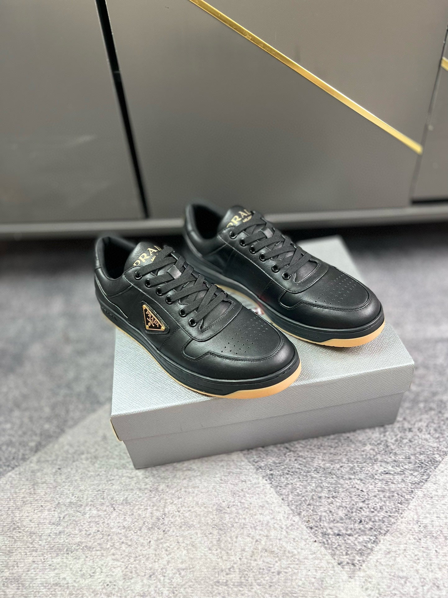 PRADA DOWNTOWN NAPPA