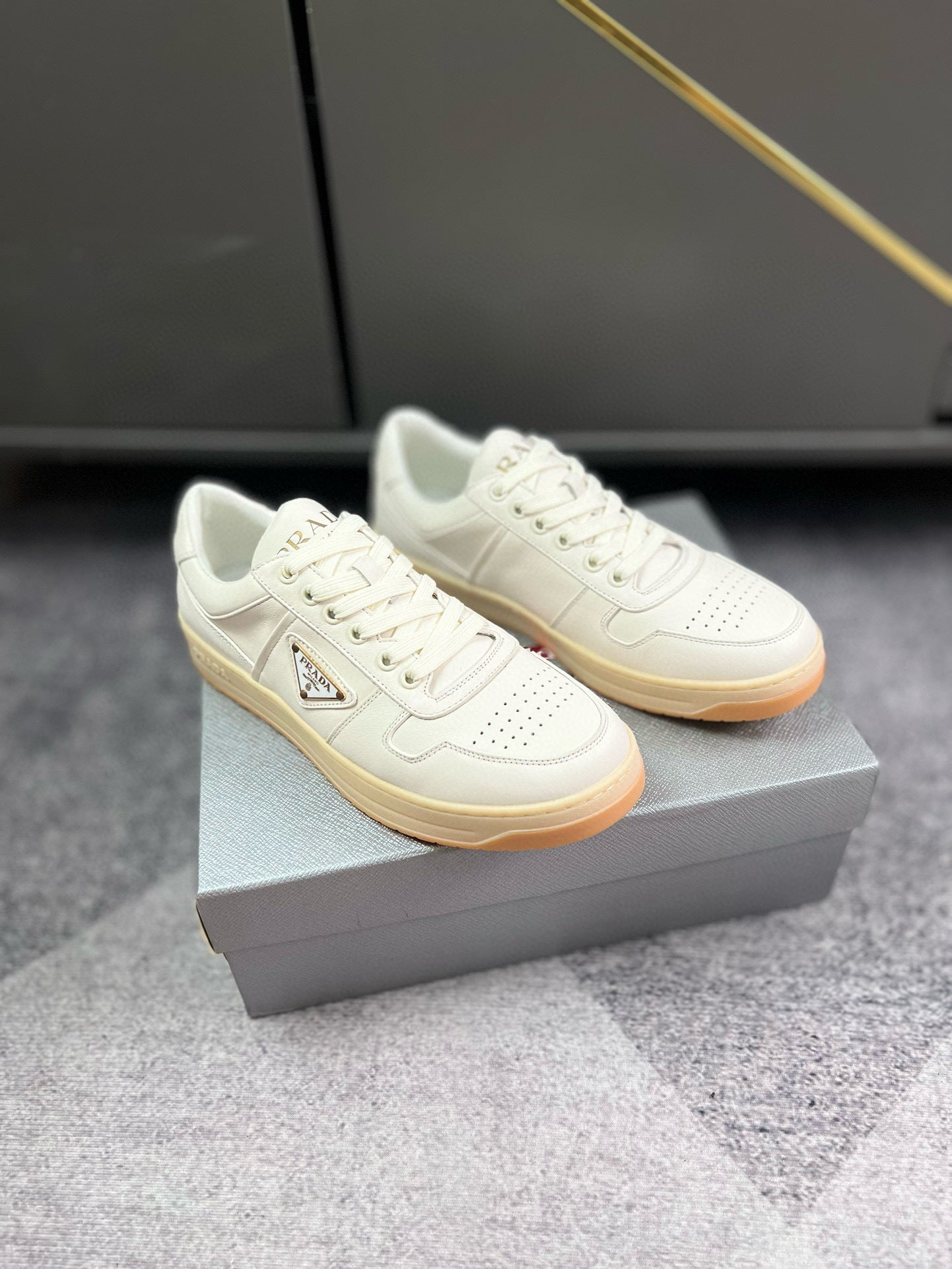 PRADA DOWNTOWN NAPPA