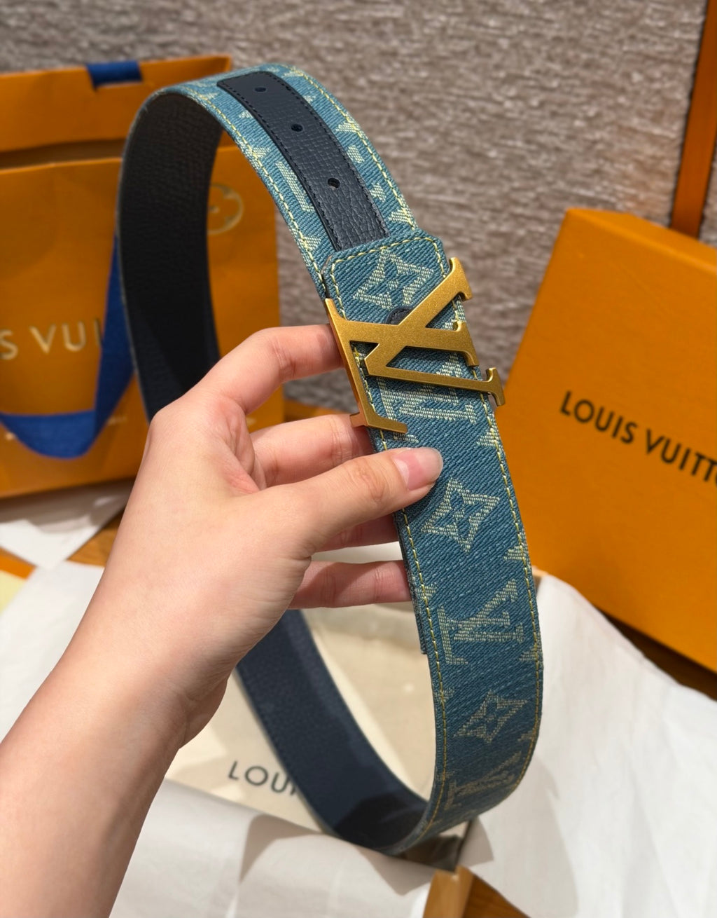 LOUIS V