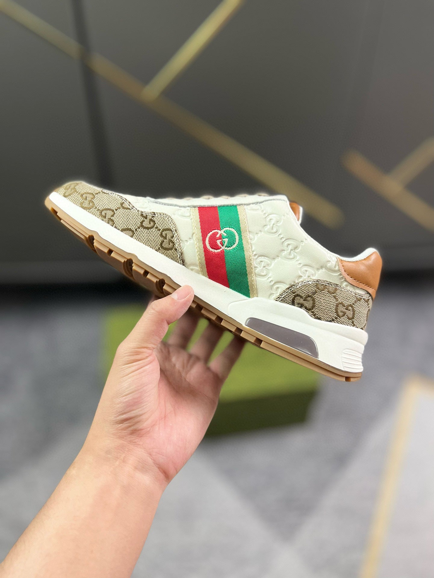 GUCCI RHYTON GG SNEAKER