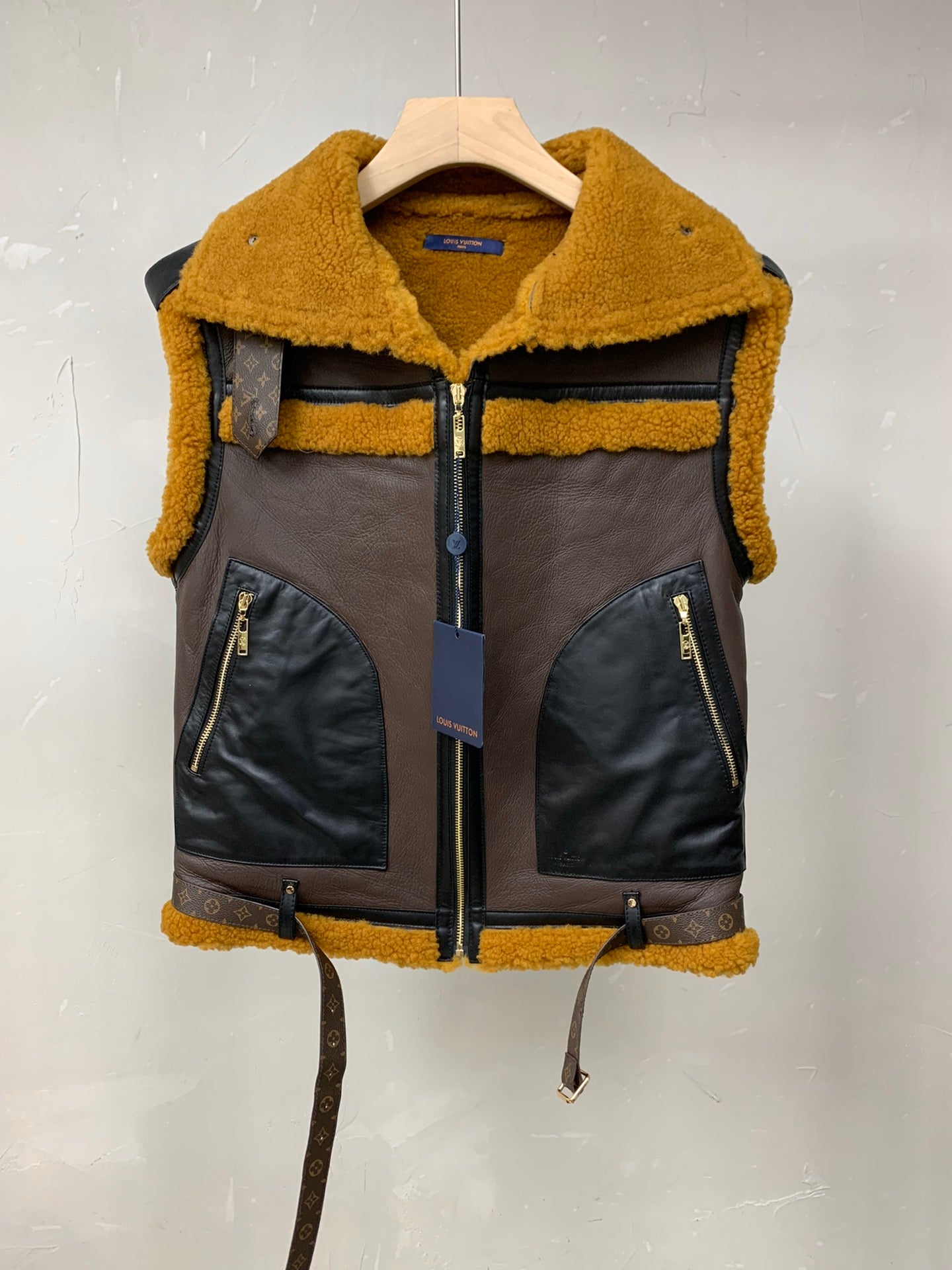 LOUIS V SHEARLING VEST