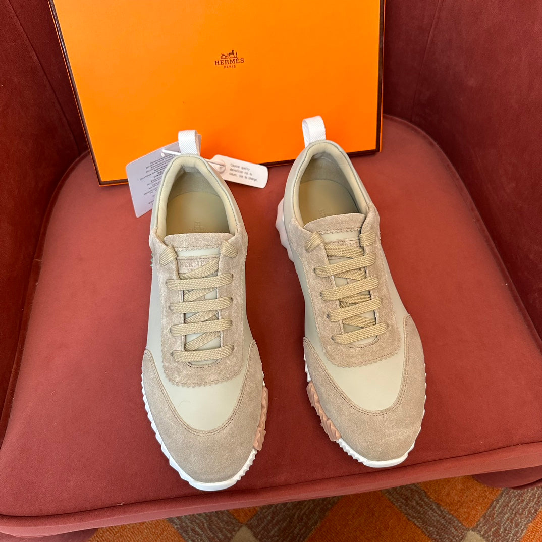 HERMES BOUNCING SNEAKER